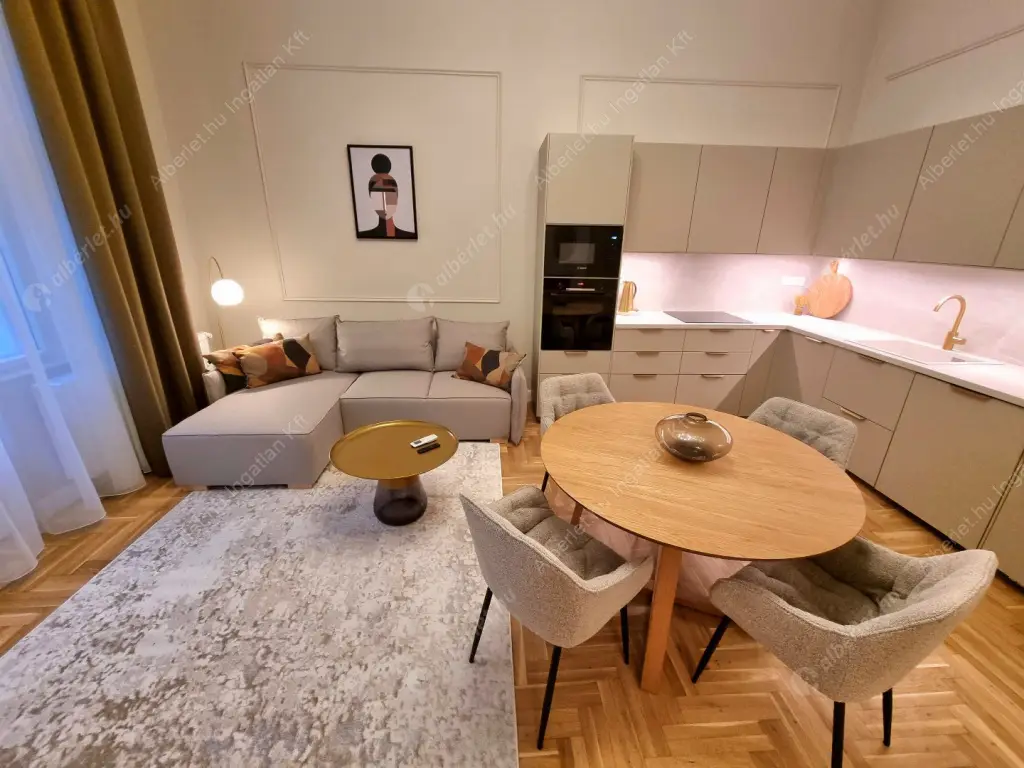 Kiadó albérlet 620000 Ft/hó áron: Budapest, VI. kerület  Székely Mihály utca. Mérete: 90 nm, 3 szobás | Alberlet.hu - 6605199