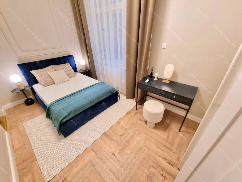 Kiadó albérlet 590000 Ft/hó áron: Budapest, VI. kerület  Székely Mihály utca. Mérete: 90 nm, 3 szobás | Alberlet.hu - 6654431