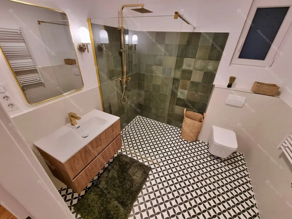 Kiadó albérlet 590000 Ft/hó áron: Budapest, VI. kerület  Székely Mihály utca. Mérete: 90 nm, 3 szobás | Alberlet.hu - 6654433