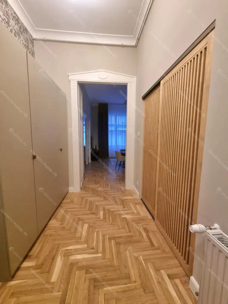 Kiadó albérlet 590000 Ft/hó áron: Budapest, VI. kerület  Székely Mihály utca. Mérete: 90 nm, 3 szobás | Alberlet.hu - 6654442