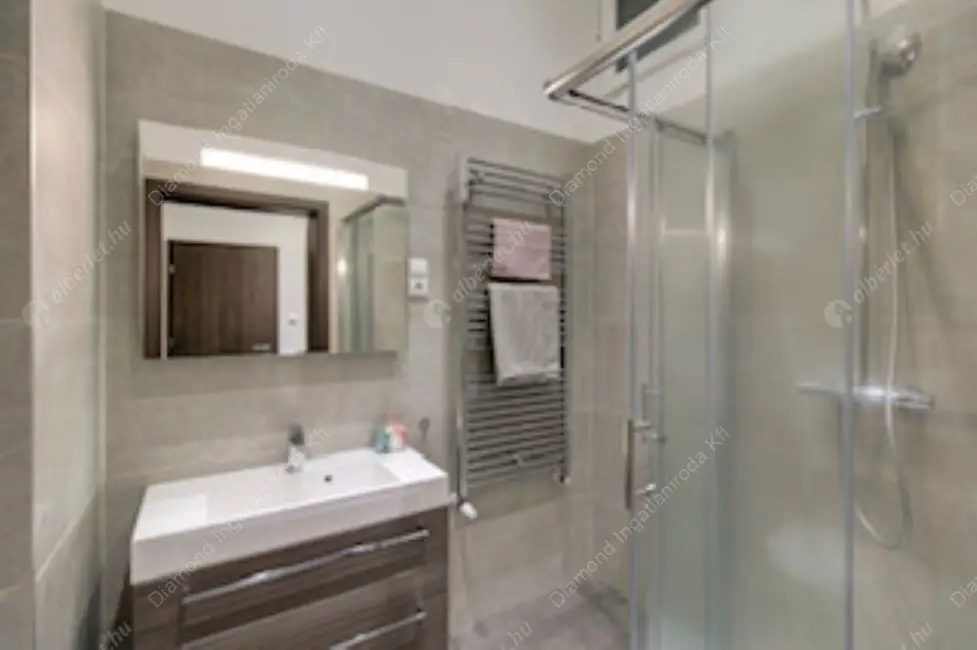 Kiadó albérlet 490000 Ft/hó áron: Budapest, VI. kerület  Székely Mihály utca. Mérete: 90 nm, 3 szobás | Alberlet.hu - 6625554