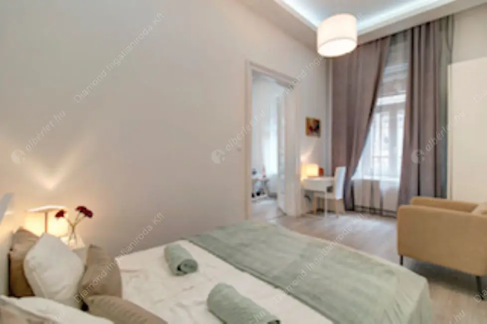 Kiadó albérlet 490000 Ft/hó áron: Budapest, VI. kerület  Székely Mihály utca. Mérete: 90 nm, 3 szobás | Alberlet.hu - 6625557