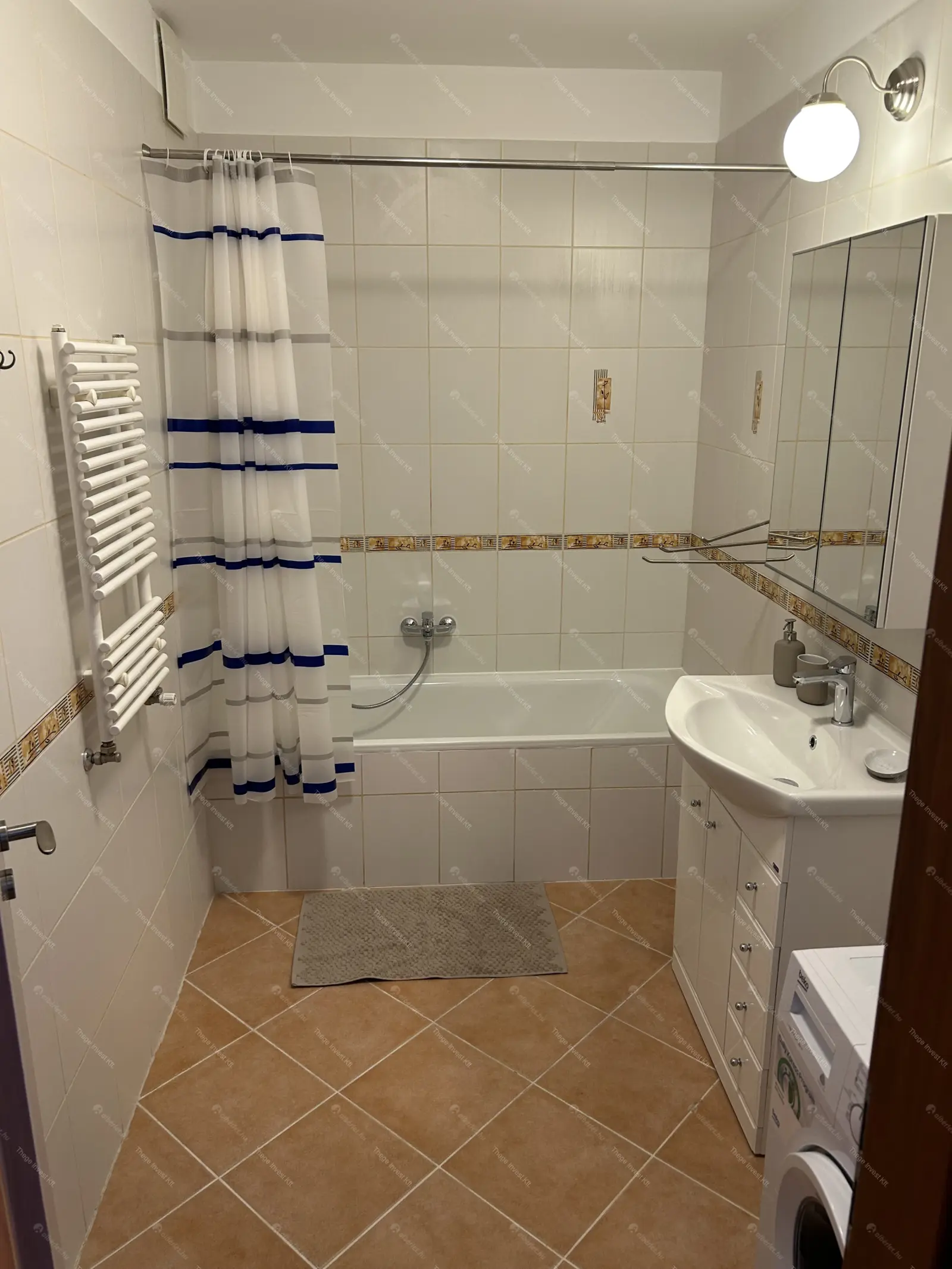 Kiadó albérlet 300000 Ft/hó áron: Budapest, VI. kerület  Szinyei Merse utca. Mérete: 50 nm, 2 szobás | Alberlet.hu - 6695534