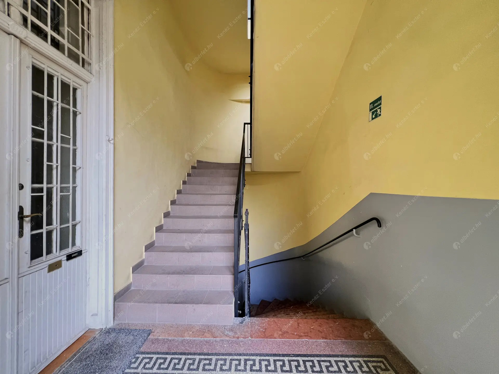 Kiadó albérlet 375000 Ft/hó áron: Budapest, VI. kerület  Szív utca. Mérete: 110 nm, 3 szobás | Alberlet.hu - 6499474