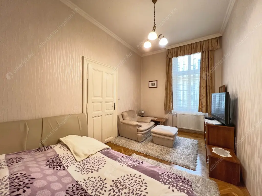 Kiadó albérlet 375000 Ft/hó áron: Budapest, VI. kerület  Szív utca. Mérete: 110 nm, 3 szobás | Alberlet.hu - 6514251