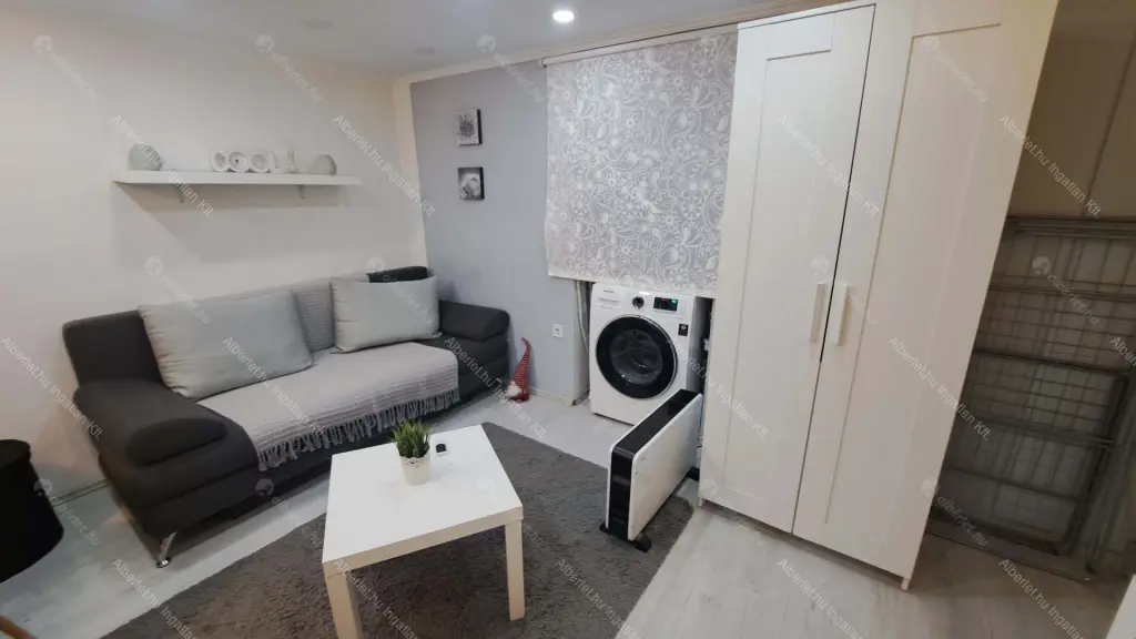 Kiadó albérlet 190000 Ft/hó áron: Budapest, VI. kerület  Szív utca. Mérete: 23 nm, 1 szobás | Alberlet.hu - 6660001