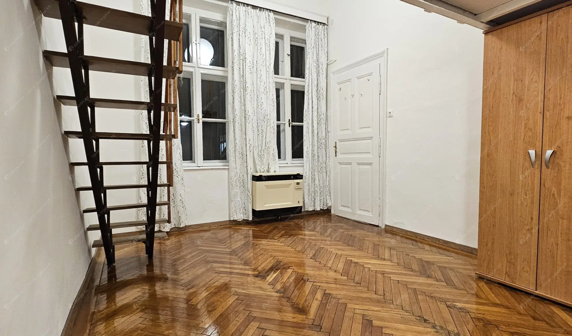 Kiadó albérlet 180000 Ft/hó áron: Budapest, VI. kerület  Szív utca. Mérete: 41 nm, 1 szobás | Alberlet.hu - 6570279