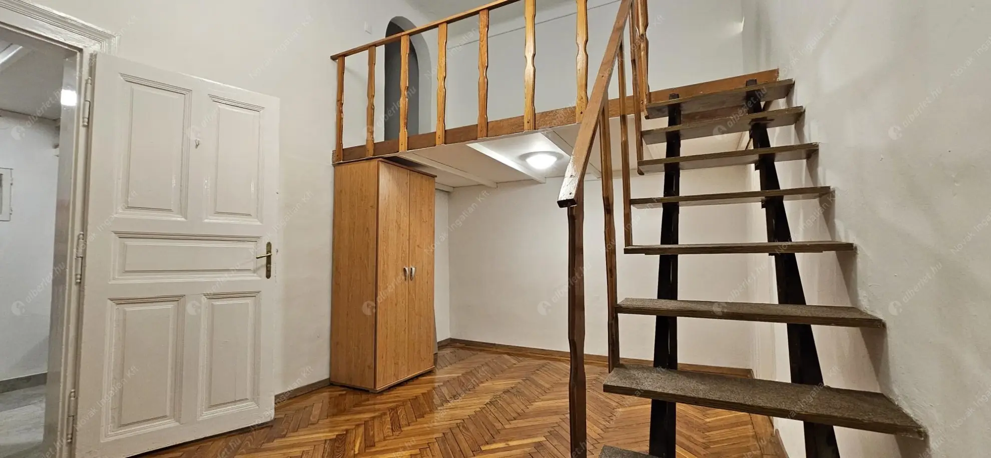 Kiadó albérlet 180000 Ft/hó áron: Budapest, VI. kerület  Szív utca. Mérete: 41 nm, 1 szobás | Alberlet.hu - 6570280