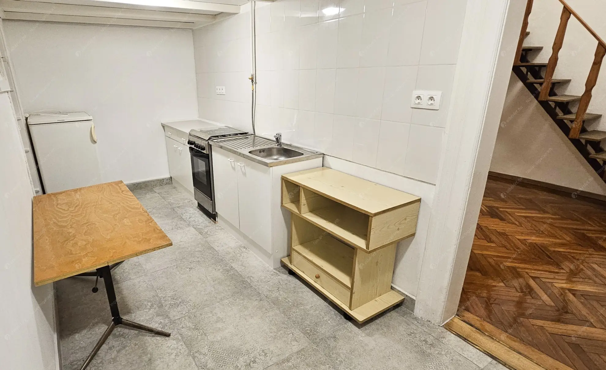 Kiadó albérlet 180000 Ft/hó áron: Budapest, VI. kerület  Szív utca. Mérete: 41 nm, 1 szobás | Alberlet.hu - 6570283