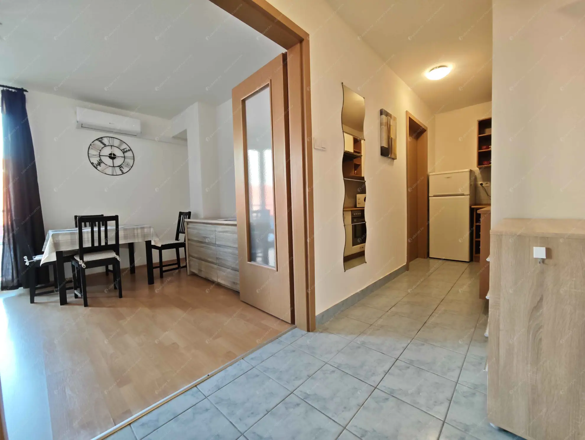 Kiadó albérlet 250000 Ft/hó áron: Budapest, VI. kerület  Szív utca. Mérete: 41 nm, 1 szobás | Alberlet.hu - 6636661