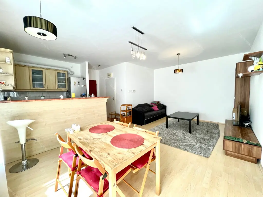 Kiadó albérlet 230000 Ft/hó áron: Budapest, VI. kerület  Szív utca. Mérete: 49 nm, 2 szobás | Alberlet.hu - 6242037