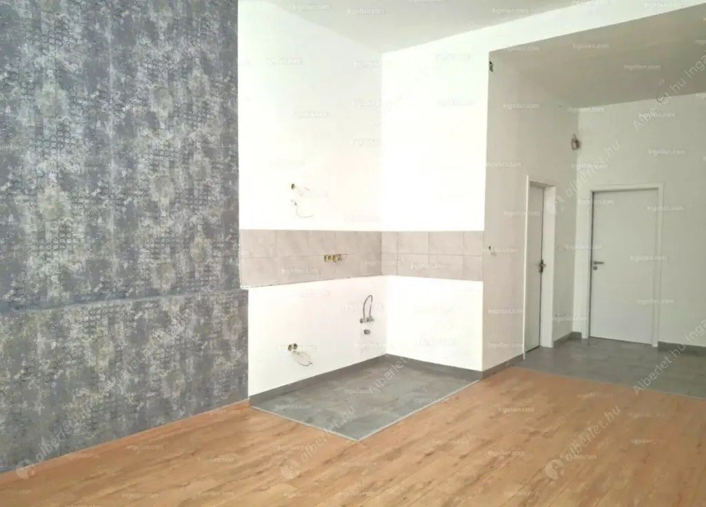 Kiadó albérlet 320000 Ft/hó áron: Budapest, VI. kerület  Szív utca. Mérete: 60 nm, 2 szobás | Alberlet.hu - 6584160