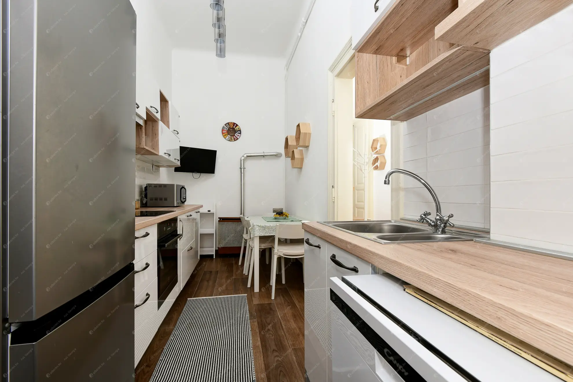 Kiadó albérlet 270000 Ft/hó áron: Budapest, VI. kerület  Szív utca. Mérete: 65 nm, 2 szobás | Alberlet.hu - 6575549