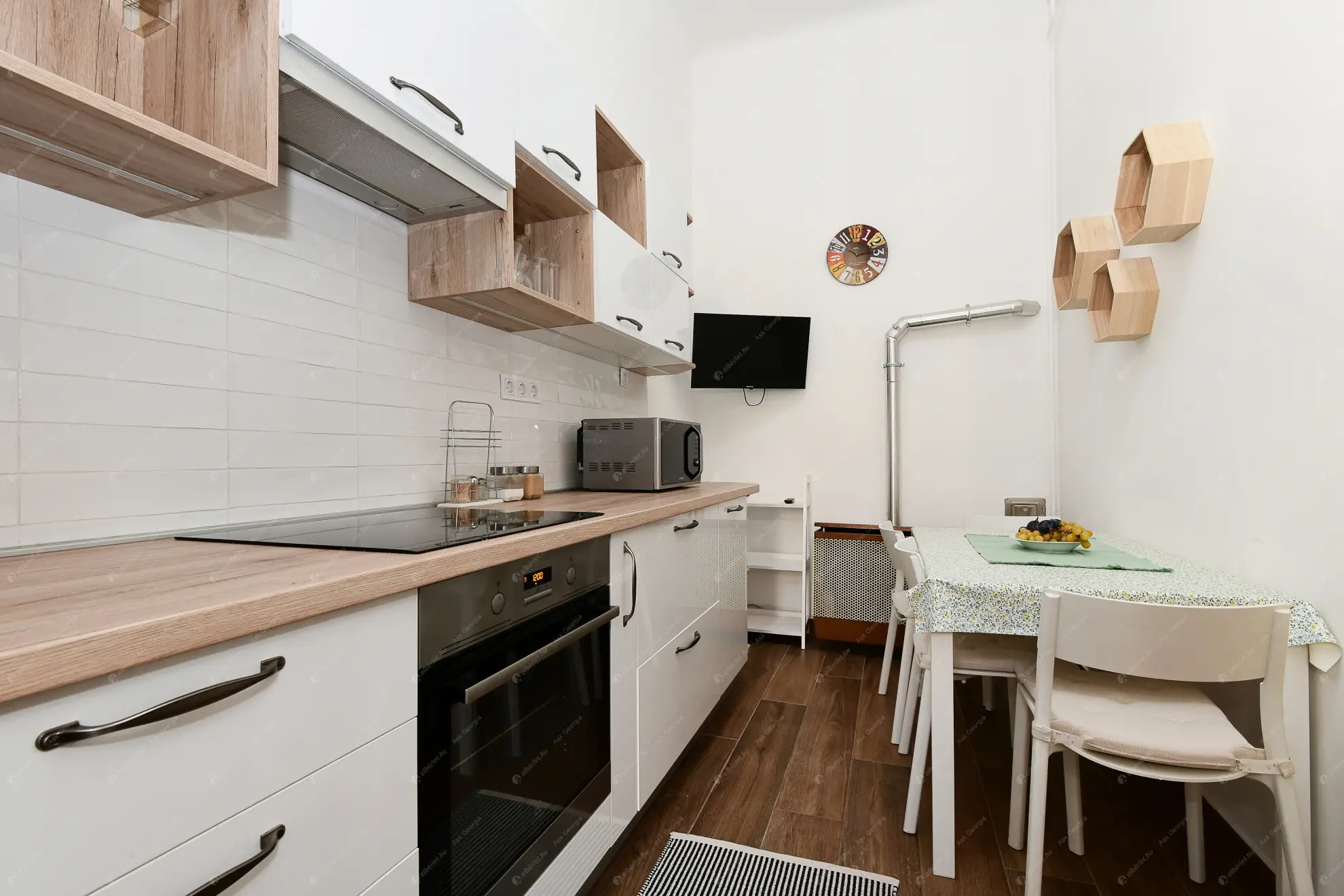 Kiadó albérlet 270000 Ft/hó áron: Budapest, VI. kerület  Szív utca. Mérete: 65 nm, 2 szobás | Alberlet.hu - 6575550