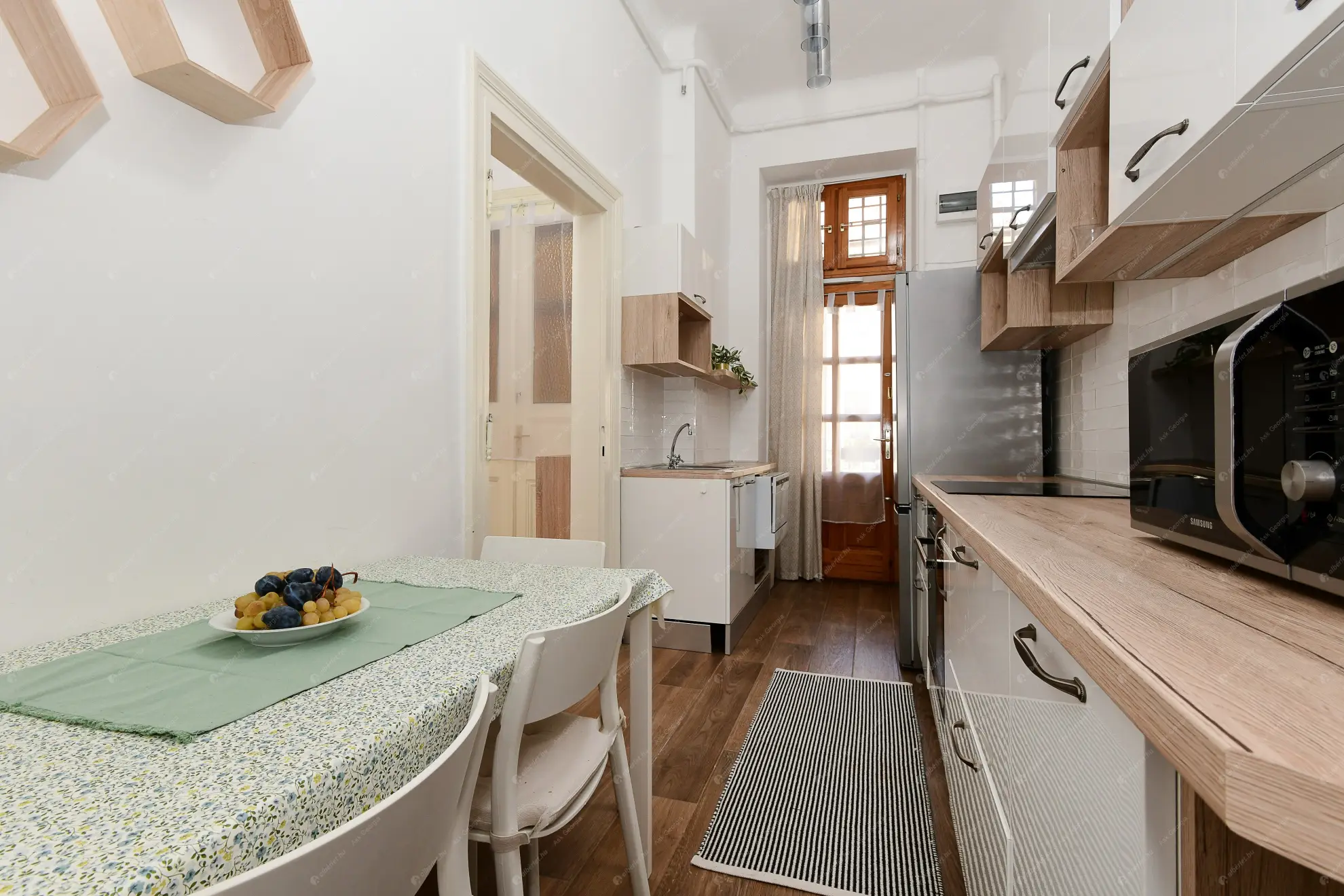 Kiadó albérlet 270000 Ft/hó áron: Budapest, VI. kerület  Szív utca. Mérete: 65 nm, 2 szobás | Alberlet.hu - 6575551