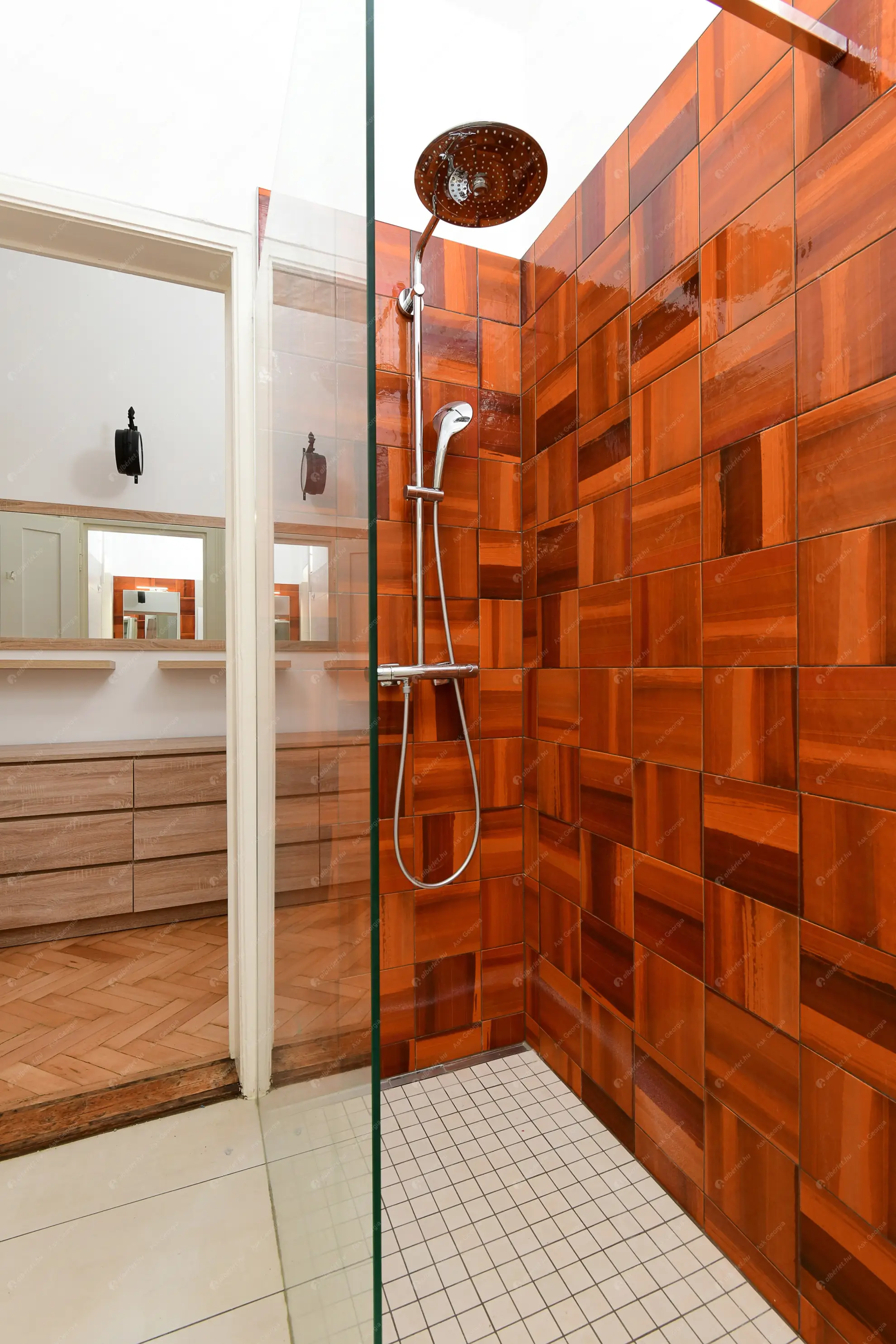 Kiadó albérlet 270000 Ft/hó áron: Budapest, VI. kerület  Szív utca. Mérete: 65 nm, 2 szobás | Alberlet.hu - 6575553