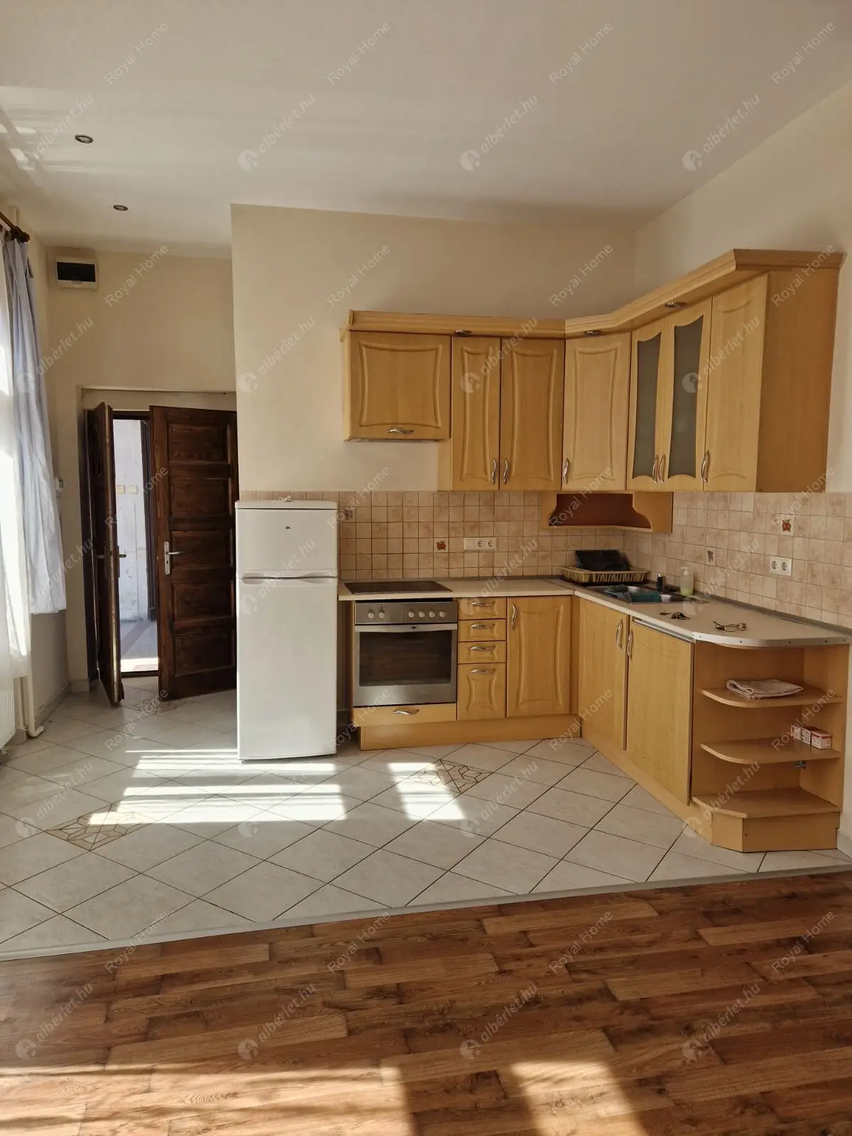 Kiadó albérlet 299000 Ft/hó áron: Budapest, VI. kerület  Szív utca. Mérete: 67 nm, 3 szobás | Alberlet.hu - 6317016