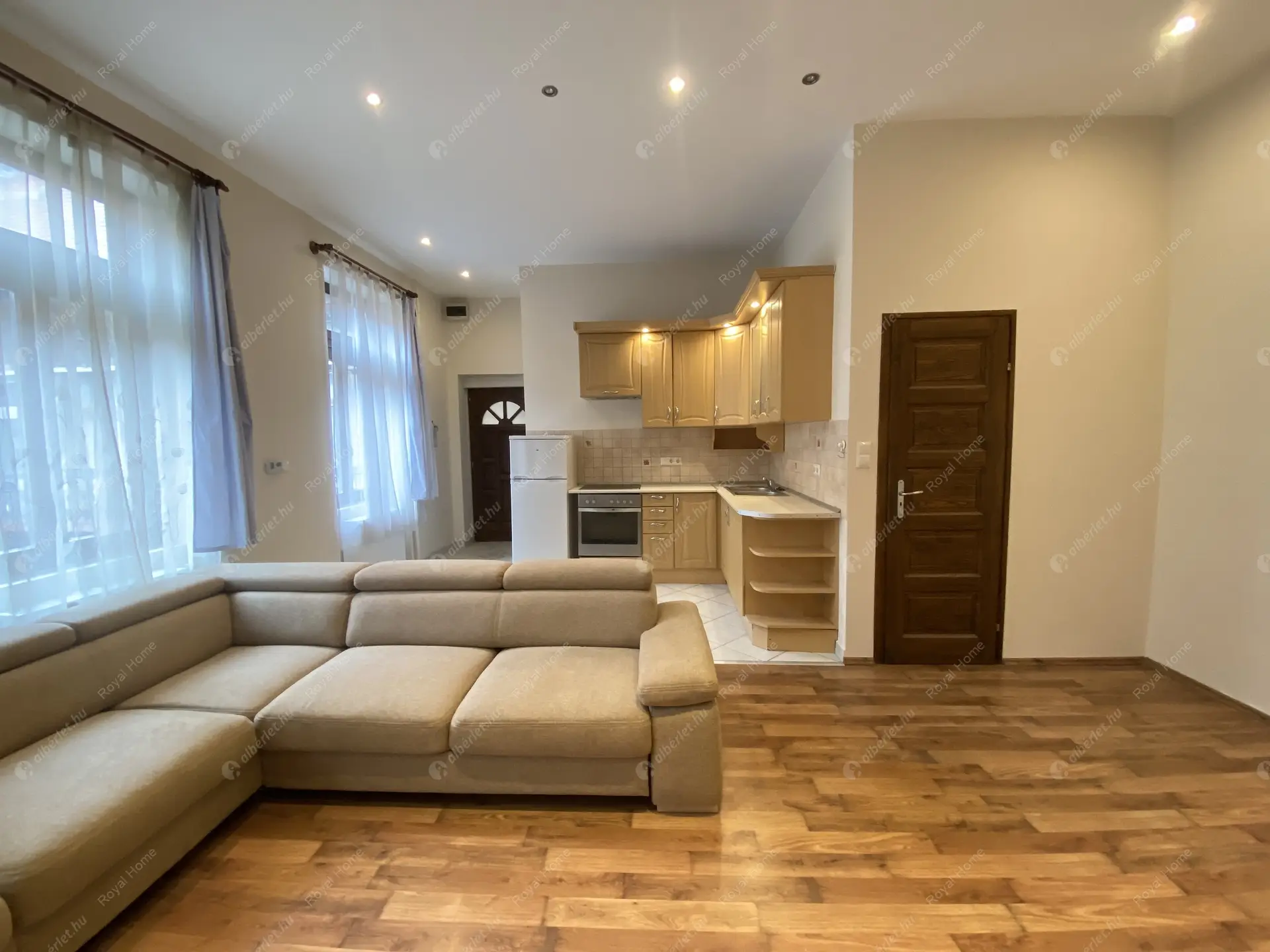 Kiadó albérlet 299000 Ft/hó áron: Budapest, VI. kerület  Szív utca. Mérete: 67 nm, 3 szobás | Alberlet.hu - 6324504