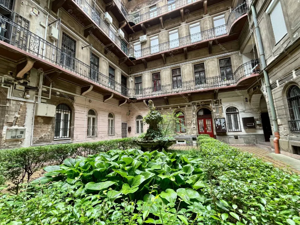 Kiadó albérlet 300000 Ft/hó áron: Budapest, VI. kerület  Szív utca. Mérete: 71 nm, 2 szobás | Alberlet.hu - 6683911