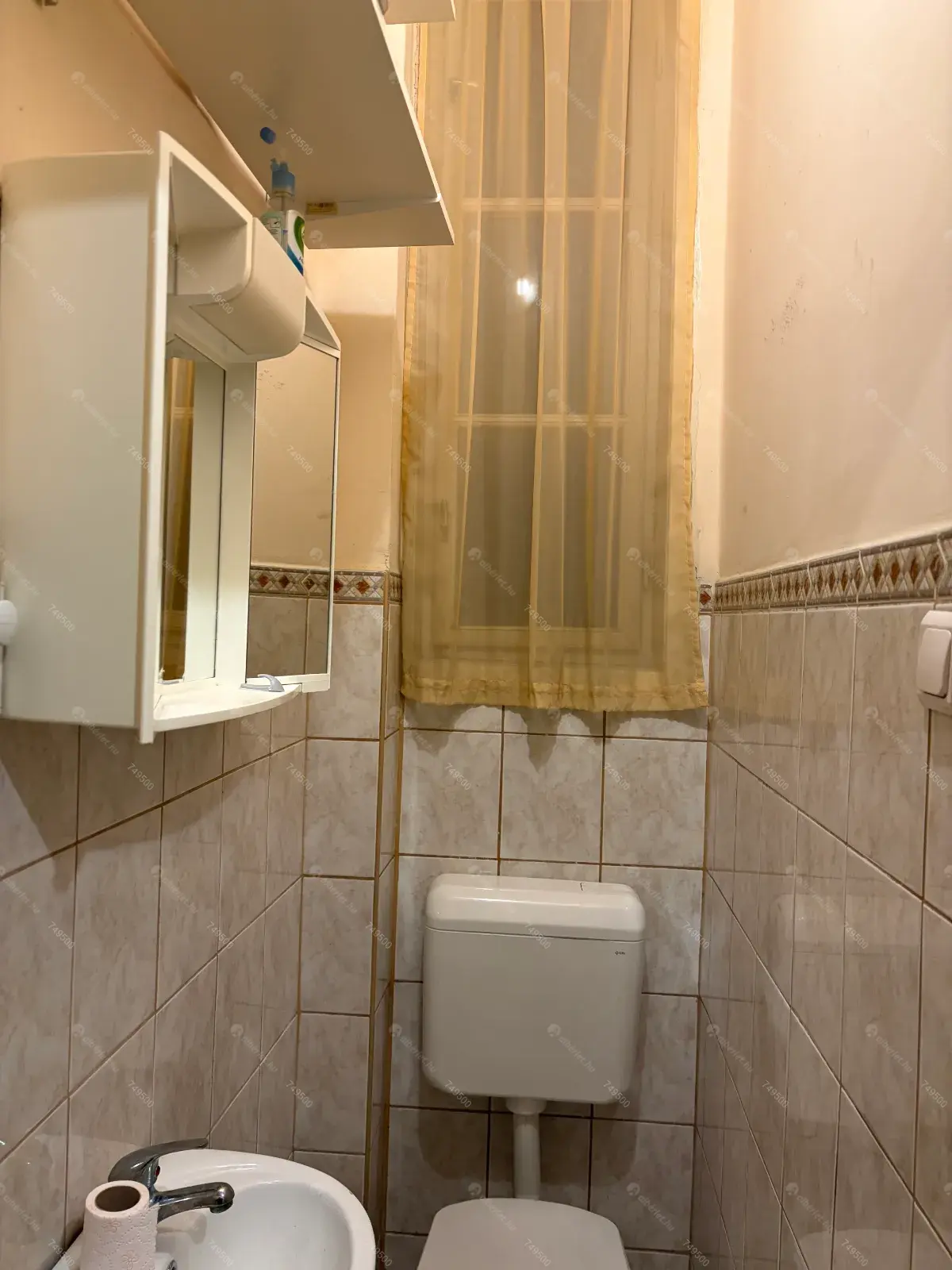 Kiadó albérlet 290000 Ft/hó áron: Budapest, VI. kerület   Szondi . Mérete: 73 nm, 2 szobás | Alberlet.hu - 6683583