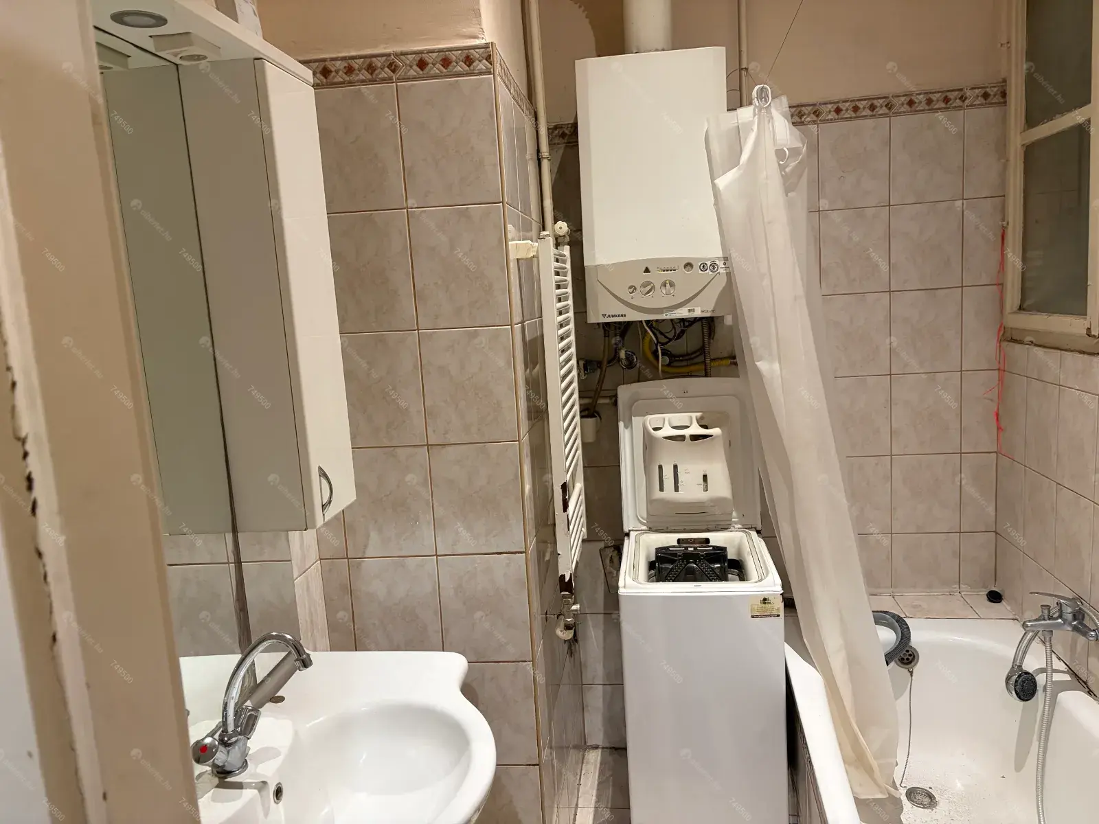 Kiadó albérlet 290000 Ft/hó áron: Budapest, VI. kerület   Szondi . Mérete: 73 nm, 2 szobás | Alberlet.hu - 6683584