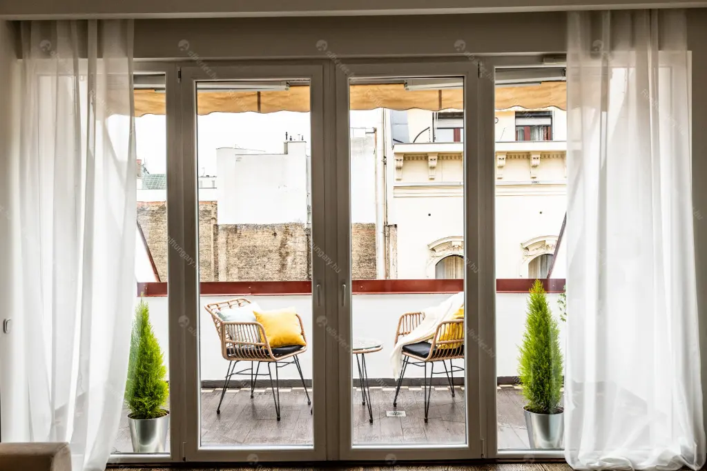 Kiadó albérlet 912000 Ft/hó áron: Budapest, VI. kerület  Szondi utca. Mérete: 118 nm, 4 szobás | Alberlet.hu - 6659429