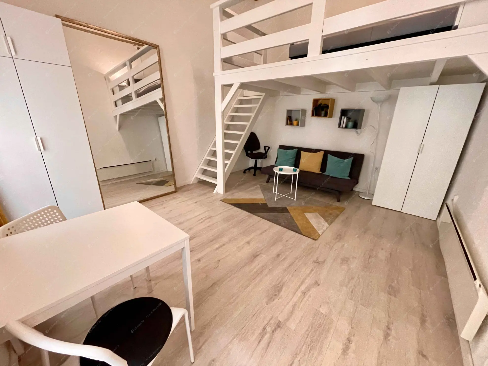 Kiadó albérlet 180000 Ft/hó áron: Budapest, VI. kerület  Szondi utca. Mérete: 28 nm, 1 szobás | Alberlet.hu - 6611126