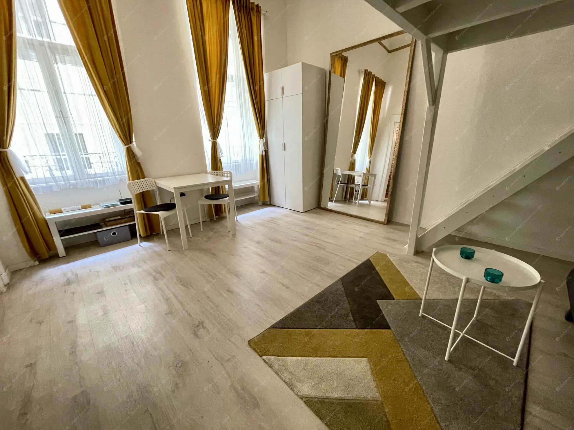 Kiadó albérlet 180000 Ft/hó áron: Budapest, VI. kerület  Szondi utca. Mérete: 28 nm, 1 szobás | Alberlet.hu - 6611127