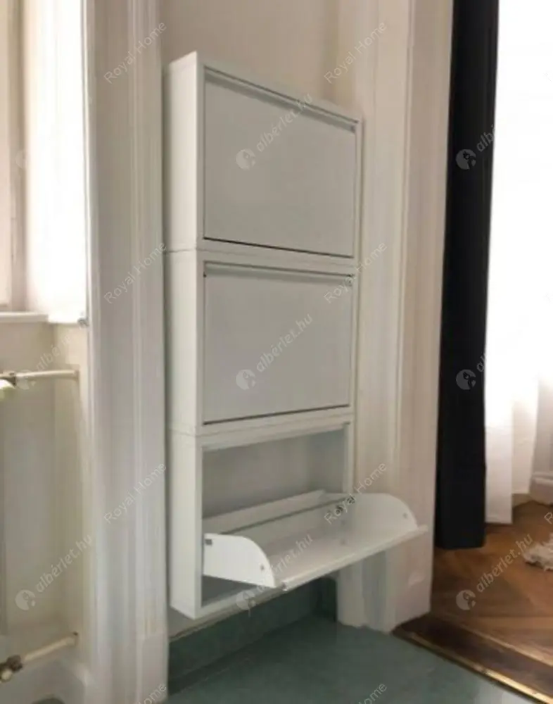 Kiadó albérlet 250000 Ft/hó áron: Budapest, VI. kerület  Szondi utca. Mérete: 34 nm, 1 szobás | Alberlet.hu - 5835533