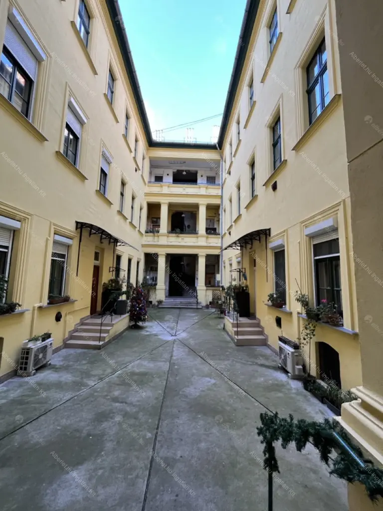 Kiadó albérlet 239000 Ft/hó áron: Budapest, VI. kerület  Szondi utca. Mérete: 38 nm, 1 szobás | Alberlet.hu - 6676133