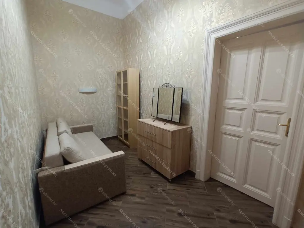 Kiadó albérlet 260000 Ft/hó áron: Budapest, VI. kerület  Szondi utca. Mérete: 50 nm, 3 szobás | Alberlet.hu - 6689673