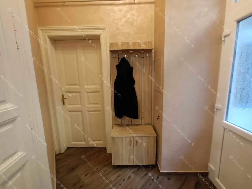 Kiadó albérlet 260000 Ft/hó áron: Budapest, VI. kerület  Szondi utca. Mérete: 50 nm, 3 szobás | Alberlet.hu - 6689678