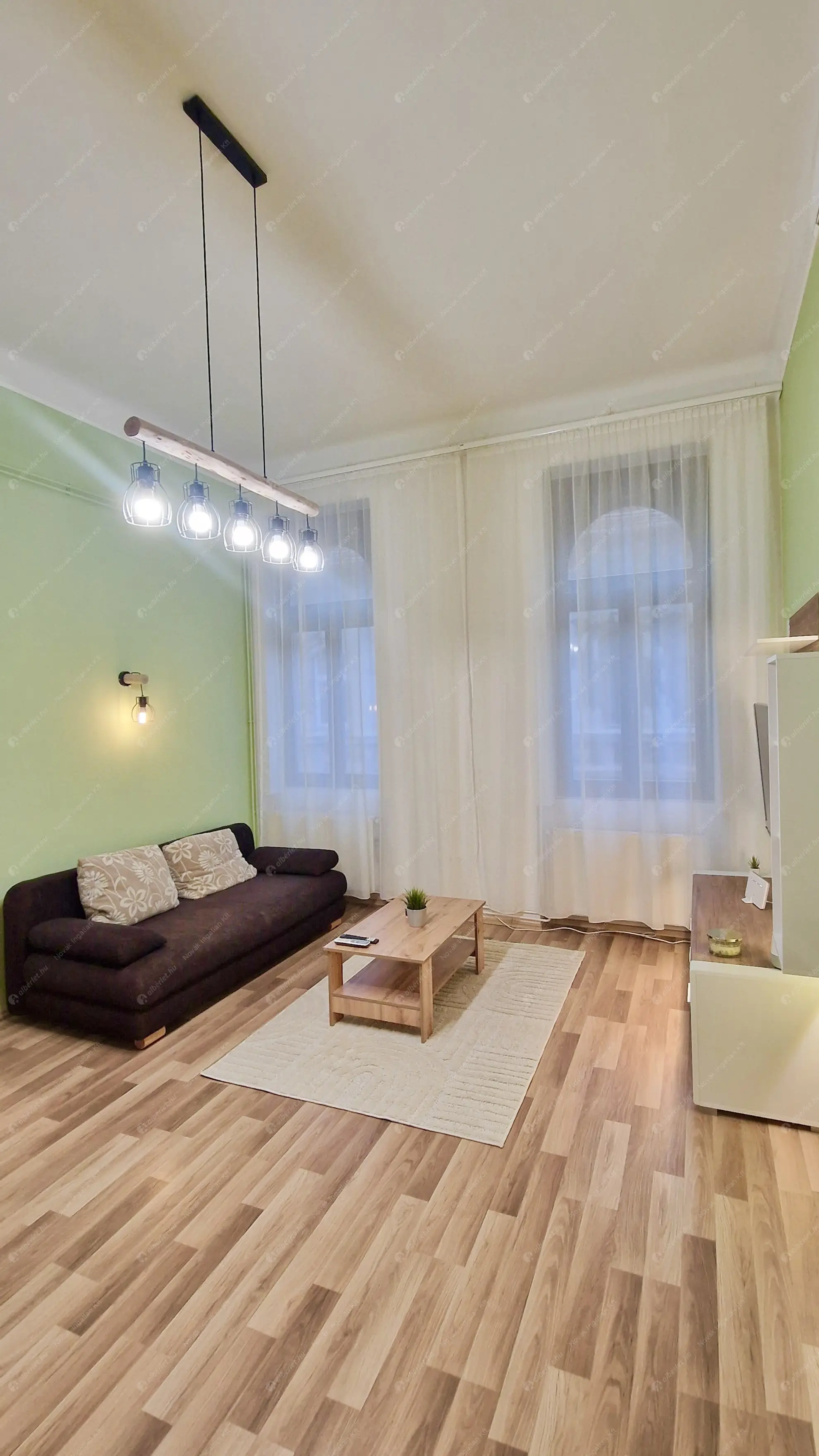 Kiadó albérlet 270000 Ft/hó áron: Budapest, VI. kerület  Szondi utca. Mérete: 55 nm, 2 szobás | Alberlet.hu - 6600549