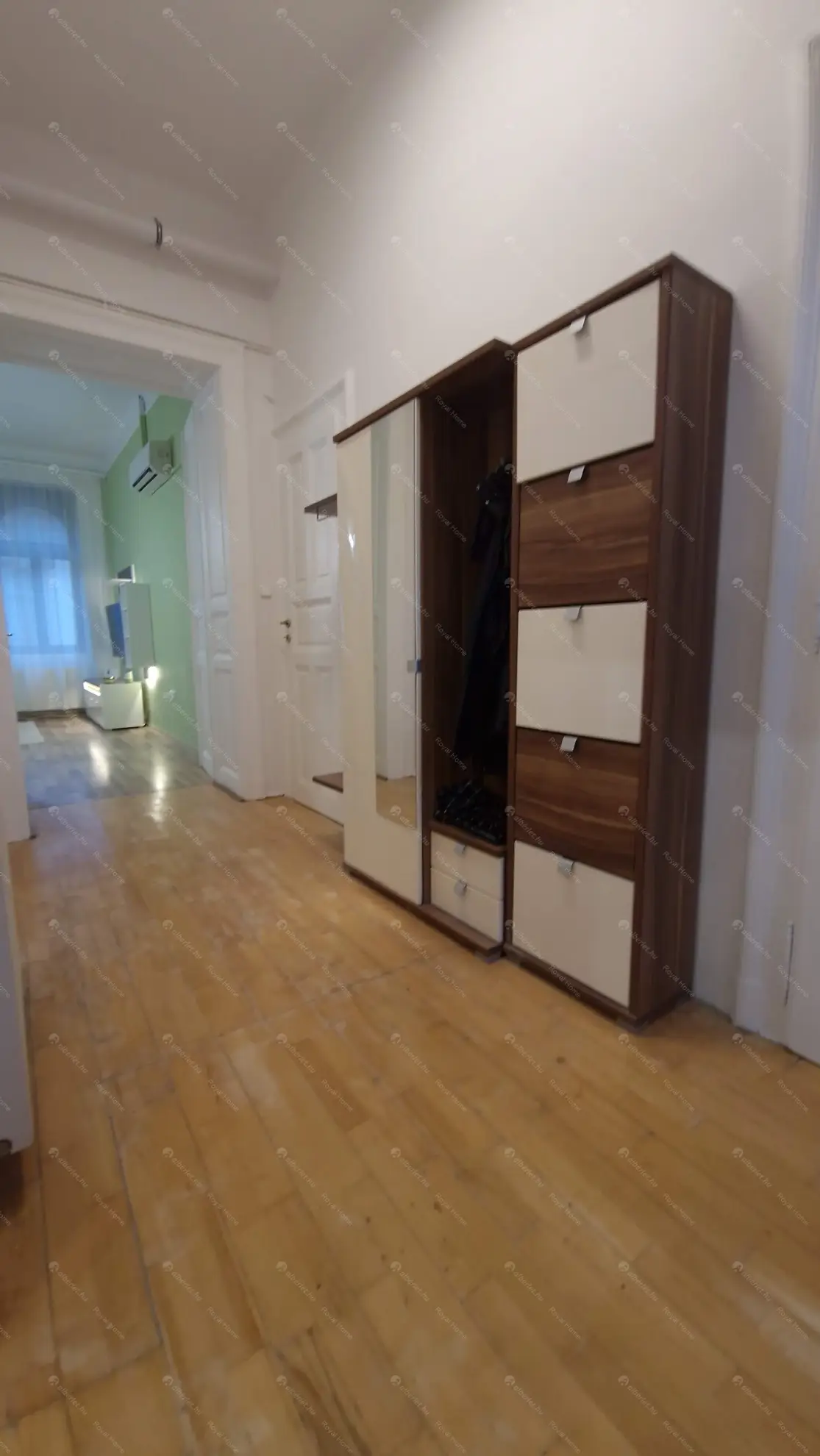 Kiadó albérlet 270000 Ft/hó áron: Budapest, VI. kerület  Szondi utca. Mérete: 55 nm, 2 szobás | Alberlet.hu - 6603788