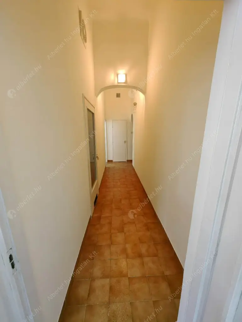 Kiadó albérlet 125000 Ft/hó áron: Budapest, VI. kerület  Szondi utca. Mérete: 80 nm, 3 szobás | Alberlet.hu - 6639065