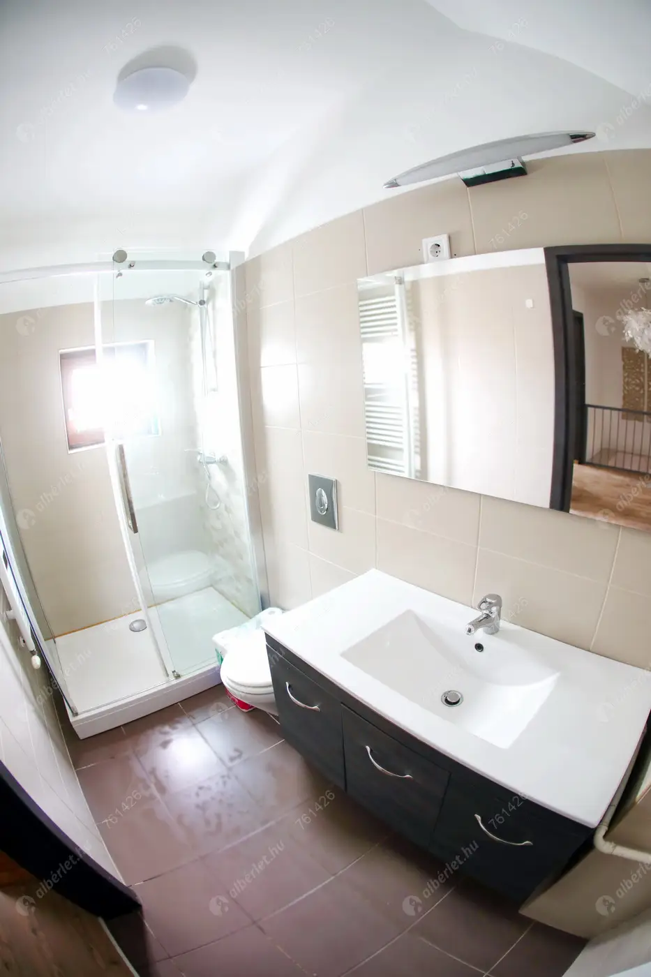 Kiadó albérlet 345000 Ft/hó áron: Budapest, VI. kerület  Szondi utca. Mérete: 86 nm, 1 szobás | Alberlet.hu - 6449347