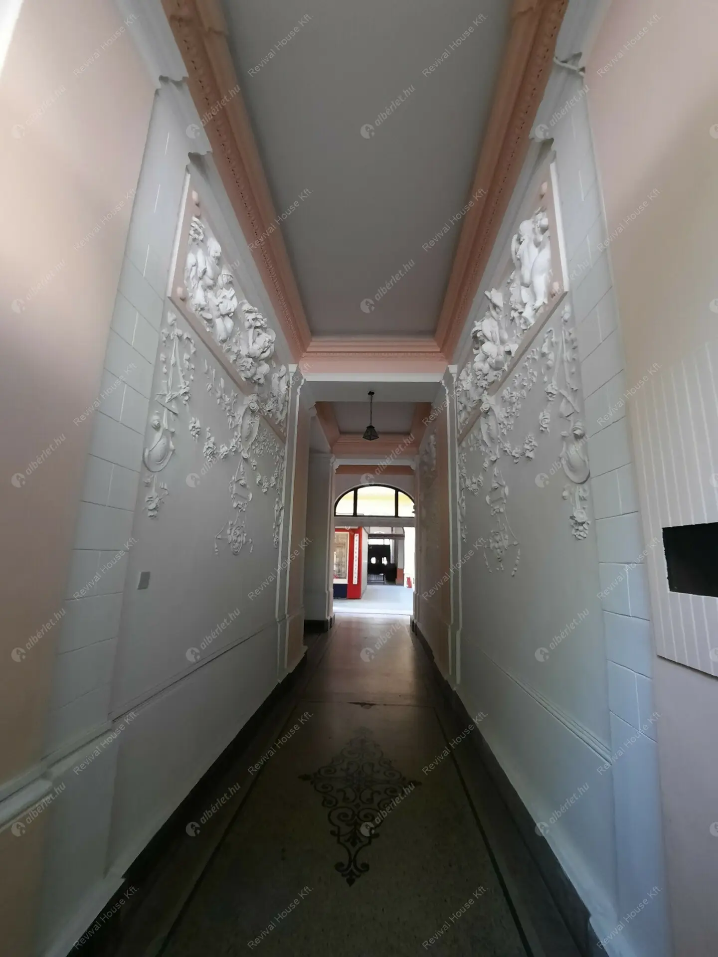 Kiadó albérlet 480000 Ft/hó áron: Budapest, VI. kerület  Teréz körút. Mérete: 110 nm, 3 szobás | Alberlet.hu - 5804732