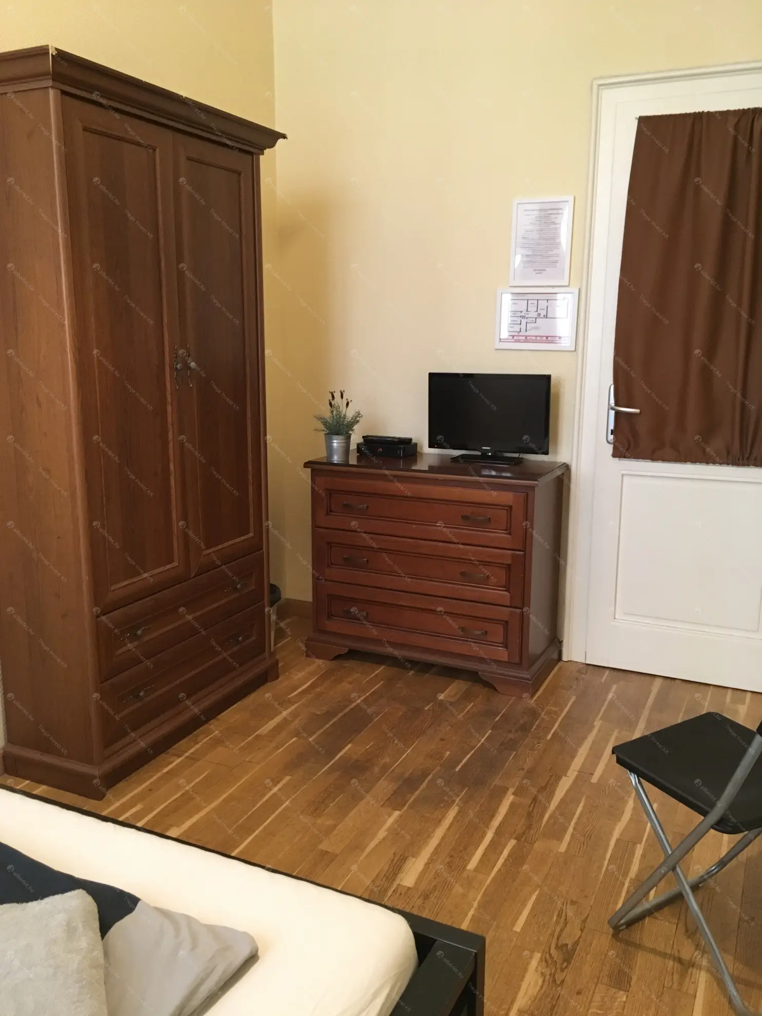 Kiadó albérlet 490000 Ft/hó áron: Budapest, VI. kerület  Teréz körút. Mérete: 140 nm, 5 szobás | Alberlet.hu - 6601020