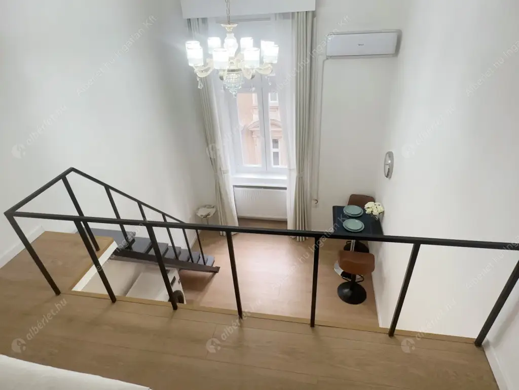 Kiadó albérlet 153000 Ft/hó áron: Budapest, VI. kerület  Teréz körút. Mérete: 19 nm, 1 szobás | Alberlet.hu - 6586120