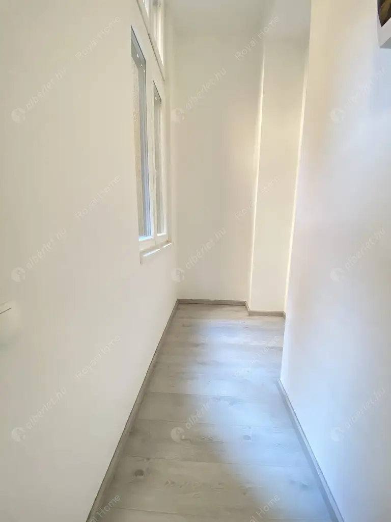 Kiadó albérlet 199000 Ft/hó áron: Budapest, VI. kerület  Teréz körút. Mérete: 30 nm, 1 szobás | Alberlet.hu - 5437437