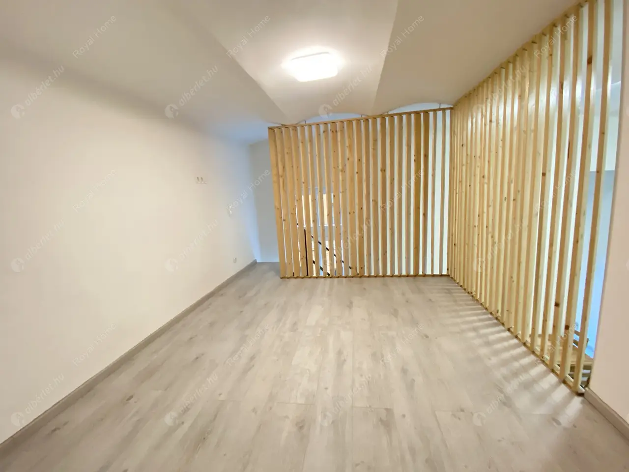 Kiadó albérlet 199000 Ft/hó áron: Budapest, VI. kerület  Teréz körút. Mérete: 30 nm, 1 szobás | Alberlet.hu - 5437448