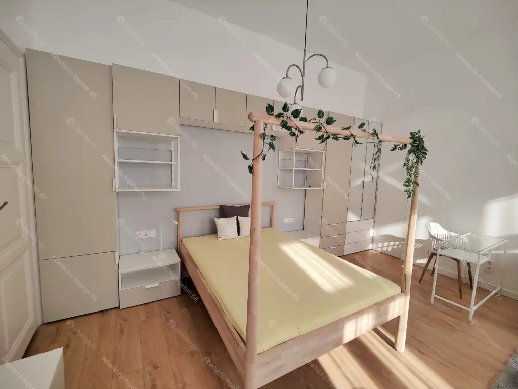 Kiadó albérlet 220000 Ft/hó áron: Budapest, VI. kerület  Teréz körút. Mérete: 36 nm, 1 szobás | Alberlet.hu - 6649926