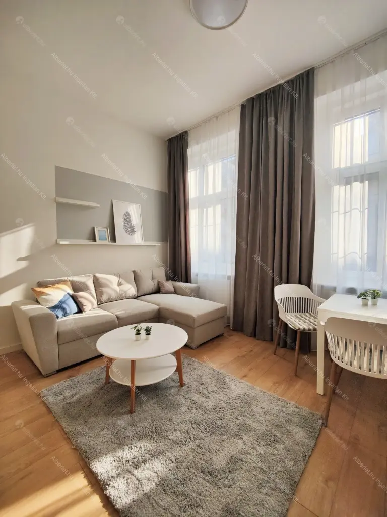 Kiadó albérlet 220000 Ft/hó áron: Budapest, VI. kerület  Teréz körút. Mérete: 36 nm, 1 szobás | Alberlet.hu - 6649931