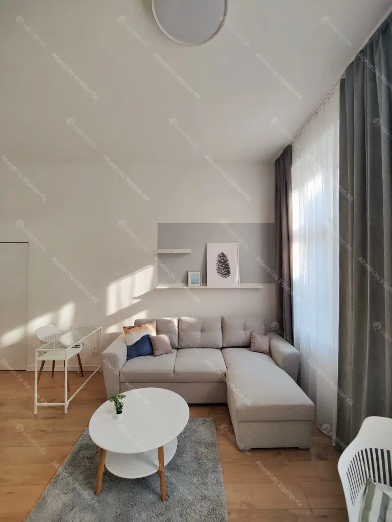 Kiadó albérlet 220000 Ft/hó áron: Budapest, VI. kerület  Teréz körút. Mérete: 36 nm, 1 szobás | Alberlet.hu - 6649935