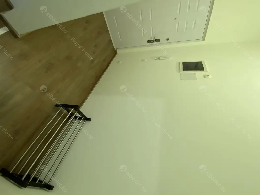 Kiadó albérlet 229000 Ft/hó áron: Budapest, VI. kerület  Teréz körút. Mérete: 45 nm, 1 szobás | Alberlet.hu - 5404555