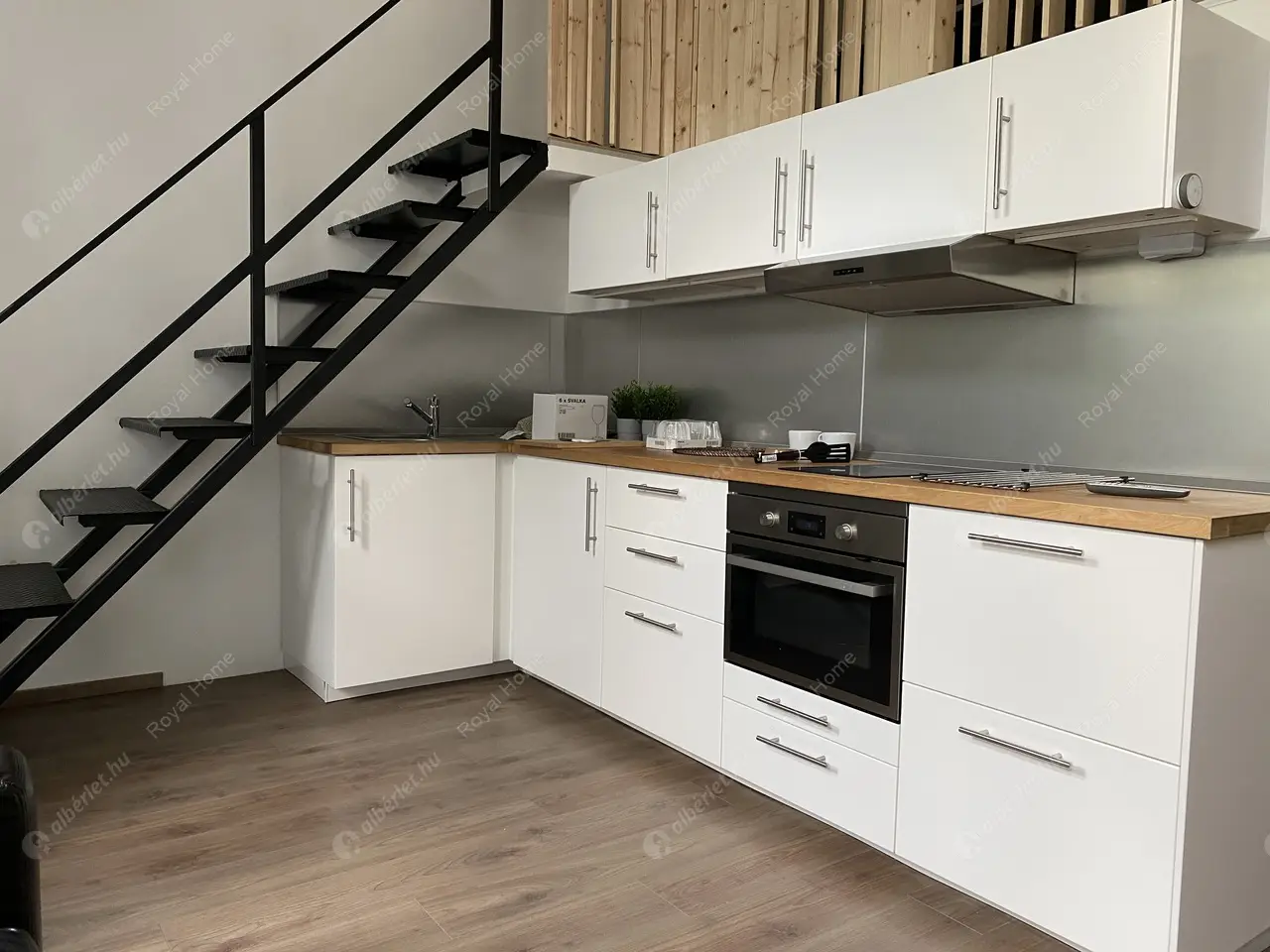 Kiadó albérlet 229000 Ft/hó áron: Budapest, VI. kerület  Teréz körút. Mérete: 45 nm, 1 szobás | Alberlet.hu - 5404557