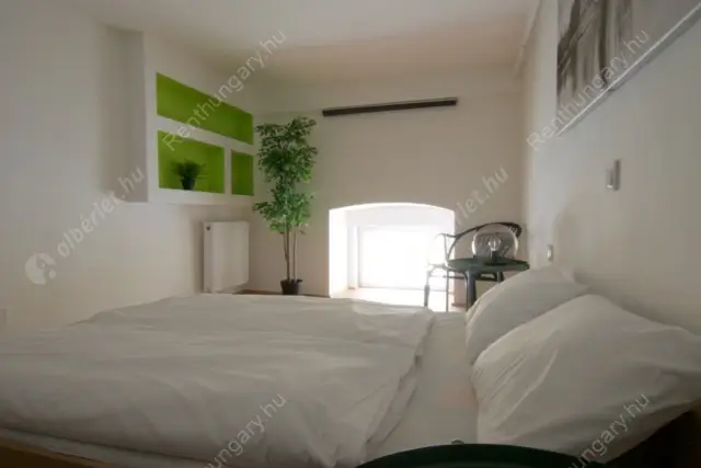 Kiadó albérlet 285000 Ft/hó áron: Budapest, VI. kerület  Teréz körút. Mérete: 59 nm, 1 szobás | Alberlet.hu - 6582774