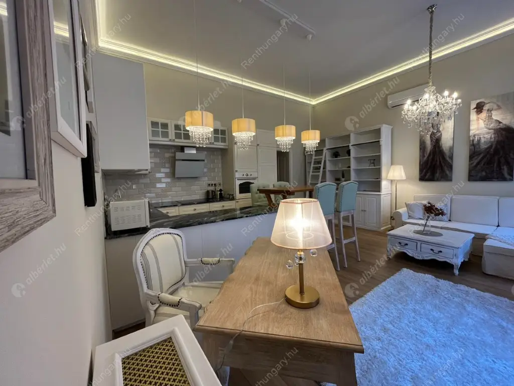 Kiadó albérlet 390000 Ft/hó áron: Budapest, VI. kerület  Teréz körút. Mérete: 60 nm, 2 szobás | Alberlet.hu - 6573858