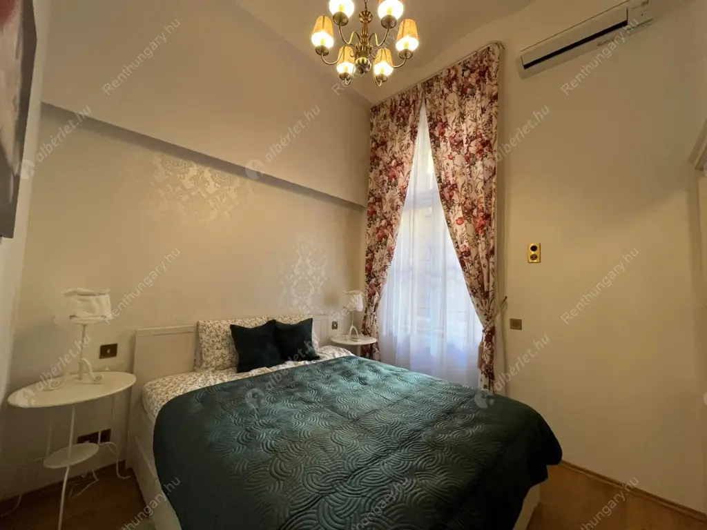 Kiadó albérlet 390000 Ft/hó áron: Budapest, VI. kerület  Teréz körút. Mérete: 60 nm, 2 szobás | Alberlet.hu - 6573865