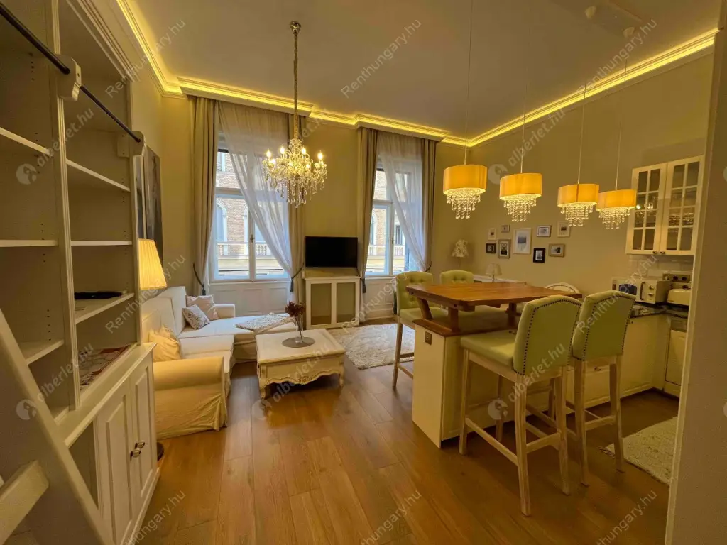 Kiadó albérlet 390000 Ft/hó áron: Budapest, VI. kerület  Teréz körút. Mérete: 60 nm, 2 szobás | Alberlet.hu - 6574271